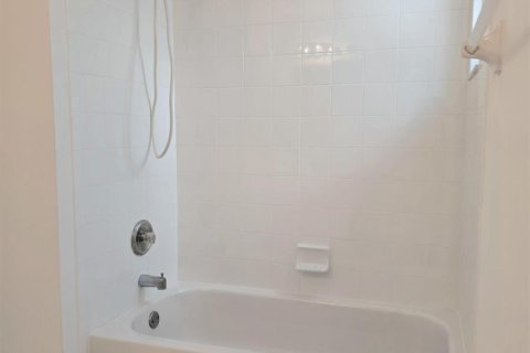 Touwnhouse à vendre à Coral Springs, Floride: 3 chambres, 167.6 m2 № 2082908 - photo 26