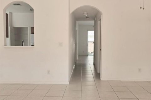 Touwnhouse à vendre à Coral Springs, Floride: 3 chambres, 167.6 m2 № 2082908 - photo 5