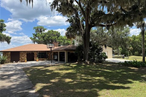 Villa ou maison à Lake Panasoffkee, Floride 4 chambres, 262.08 m2 № 2121683