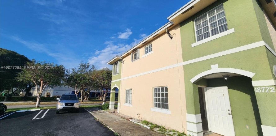 Touwnhouse à Cutler Bay, Floride 2 chambres, 102.19 m2 № 2078588