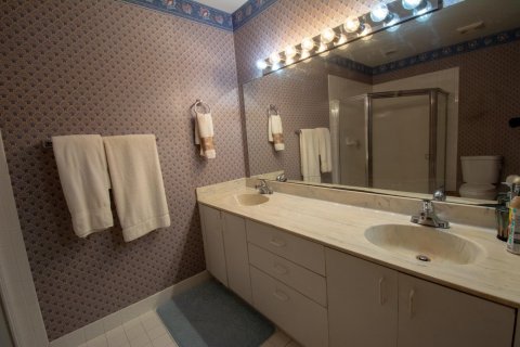 Condominio en alquiler en Fort Pierce, Florida, 2 dormitorios, 113.9 m2 № 703692 - foto 1