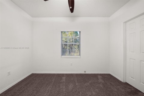 Villa ou maison à vendre à Sebring, Floride: 2 chambres № 1966360 - photo 22