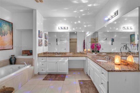 Adosado en alquiler en Dania Beach, Florida, 3 dormitorios, 246.93 m2 № 2001791 - foto 26