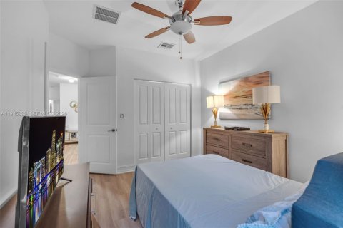 Adosado en alquiler en Dania Beach, Florida, 3 dormitorios, 246.93 m2 № 2001791 - foto 18