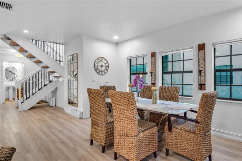 Adosado en alquiler en Dania Beach, Florida, 3 dormitorios, 246.93 m2 № 2001791 - foto 8