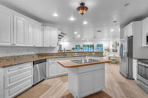 Adosado en alquiler en Dania Beach, Florida, 3 dormitorios, 246.93 m2 № 2001791 - foto 12