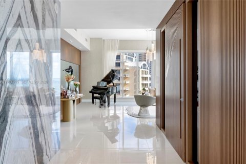 Купить кондоминиум в Майами, Флорида 4 спальни, 244.43м2, № 2154307 - фото 7