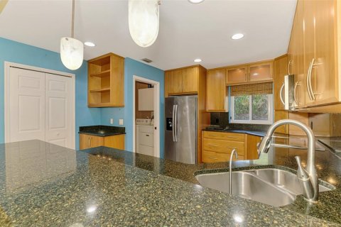 Villa ou maison à vendre à North Port, Floride: 3 chambres, 160.16 m2 № 1680977 - photo 19