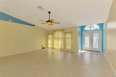 Villa ou maison à vendre à North Port, Floride: 3 chambres, 160.16 m2 № 1680977 - photo 10