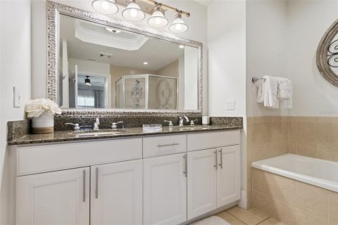Condominio en venta en Four Corners, Florida, 3 dormitorios, 163.04 m2 № 2333860 - foto 6