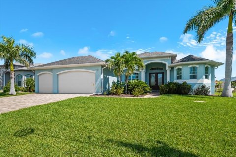 Villa ou maison à Port Charlotte, Floride 3 chambres, 194.17 m2 № 2375595