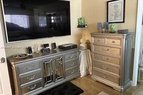 House in Miami, Florida 4 bedrooms, 201.88 sq.m. № 1745846 - photo 19