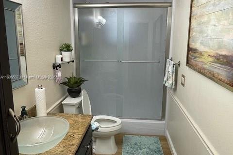 House in Miami, Florida 4 bedrooms, 201.88 sq.m. № 1745846 - photo 14