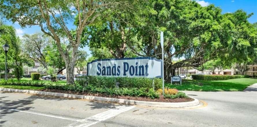 Condo à Tamarac, Floride, 2 chambres  № 2009110