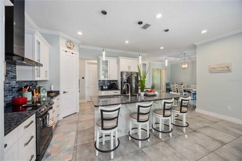 House in Venice, Florida 5 bedrooms, 246.56 sq.m. № 2434721 - photo 16