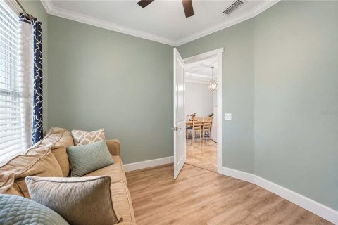 House in Venice, Florida 5 bedrooms, 246.56 sq.m. № 2434721 - photo 25