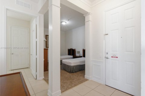 Condo in Orlando, Florida, 3 bedrooms № 1985685 - photo 21