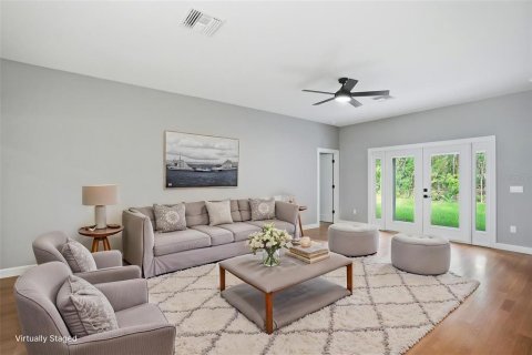 House in Masaryktown, Florida 4 bedrooms, 153.75 sq.m. № 2101041 - photo 26