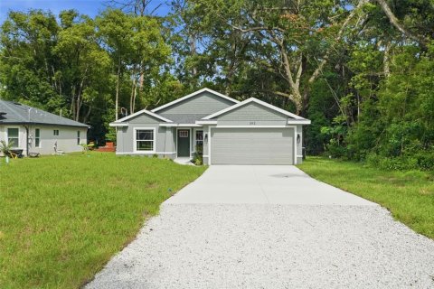 House in Masaryktown, Florida 4 bedrooms, 153.75 sq.m. № 2101041 - photo 2