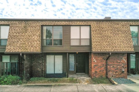 Touwnhouse à Lakeland, Floride 4 chambres, 160.72 m2 № 2095413