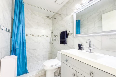 Adosado en venta en Lakeland, Florida, 4 dormitorios, 160.72 m2 № 2095413 - foto 10