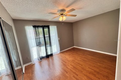 Villa ou maison à louer à Lady Lake, Floride: 2 chambres, 99.87 m2 № 2100041 - photo 8