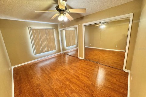 Villa ou maison à louer à Lady Lake, Floride: 2 chambres, 99.87 m2 № 2100041 - photo 11