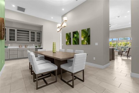 House in Kissimmee, Florida 6 bedrooms, 487.74 sq.m. № 1133442 - photo 12