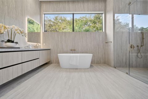 Купить виллу или дом в Майами, Флорида 5 спален, 470.36м2, № 2036420 - фото 24