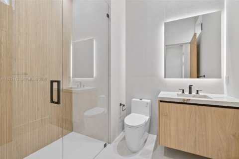 Купить виллу или дом в Майами, Флорида 5 спален, 470.36м2, № 2036420 - фото 30