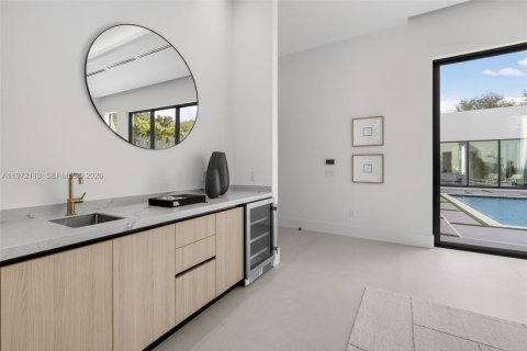 Купить виллу или дом в Майами, Флорида 5 спален, 470.36м2, № 2036420 - фото 22