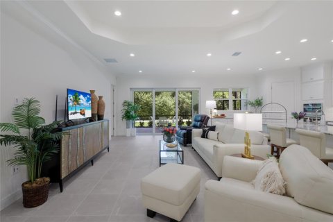 Villa ou maison à vendre à Sarasota, Floride: 3 chambres, 266.44 m2 № 2149875 - photo 8