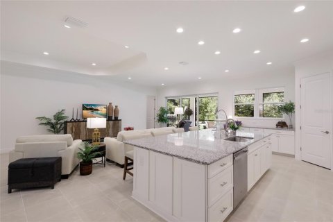 Villa ou maison à vendre à Sarasota, Floride: 3 chambres, 266.44 m2 № 2149875 - photo 13