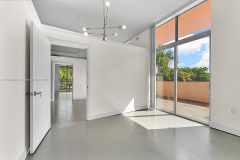 Купить кондоминиум в Холливуд, Флорида 2 спальни, 94.48м2, № 1940541 - фото 10