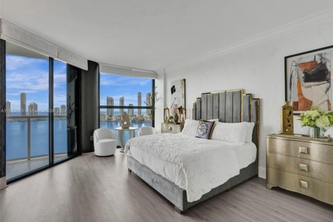 Condominio en venta en Aventura, Florida, 2 dormitorios, 196.95 m2 № 1291612 - foto 20