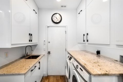 Купить виллу или дом в Маунт-Дора, Флорида 11 комнат, 212.37м2, № 2147488 - фото 11