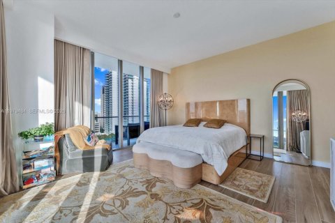 Copropriété à louer à Miami, Floride: 3 chambres, 152.92 m2 № 2046084 - photo 10