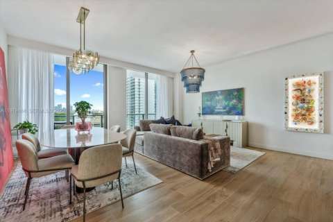 Copropriété à louer à Miami, Floride: 3 chambres, 152.92 m2 № 2046084 - photo 4