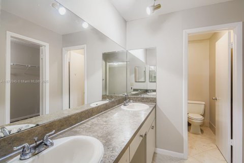 Купить виллу или дом в Лодерхилл, Флорида 4 комнаты, 183.95м2, № 1924405 - фото 18