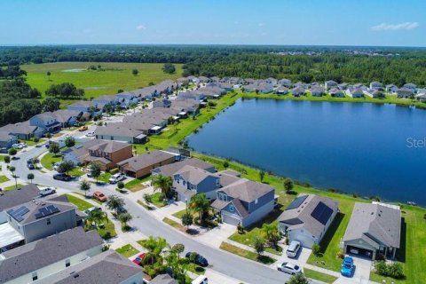 Villa ou maison à vendre à Kissimmee, Floride: 4 chambres, 182.09 m2 № 2147439 - photo 7