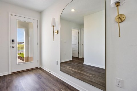 House in Davenport, Florida 3 bedrooms, 139.73 sq.m. № 2220001 - photo 2
