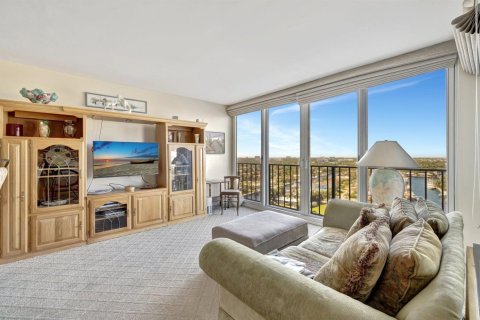 Copropriété à vendre à Pompano Beach, Floride: 2 chambres, 159.33 m2 № 2181815 - photo 17