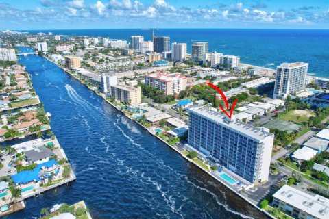 Copropriété à vendre à Pompano Beach, Floride: 2 chambres, 159.33 m2 № 2181815 - photo 3