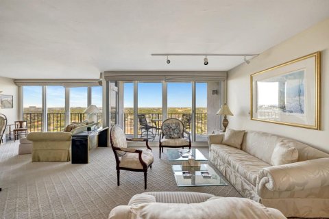 Copropriété à vendre à Pompano Beach, Floride: 2 chambres, 159.33 m2 № 2181815 - photo 13