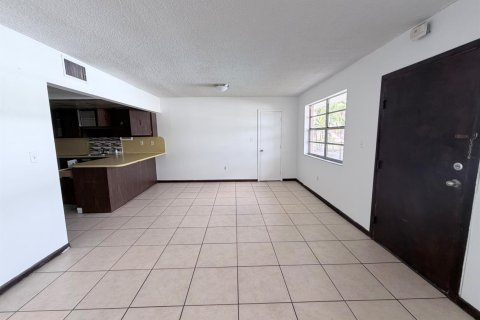 Immobilier commercial à vendre à Miramar, Floride № 2147343 - photo 8