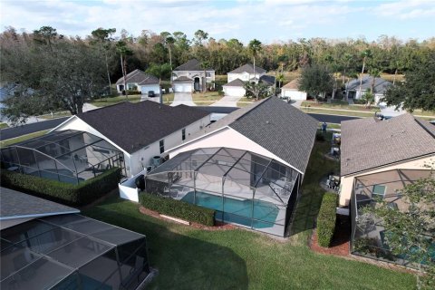 House in Kissimmee, Florida 4 bedrooms, 165.55 sq.m. № 2147876 - photo 5