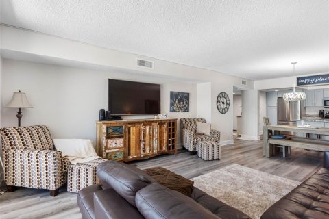 Condominio en alquiler en Clearwater, Florida, 2 dormitorios, 120.59 m2 № 1620548 - foto 19