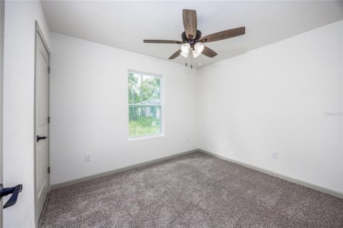 House in High Springs, Florida 3 bedrooms, 111.48 sq.m. № 1405507 - photo 21