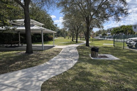 Casa en alquiler en Dania Beach, Florida, 2 dormitorios, 150.13 m2 № 2024802 - foto 13