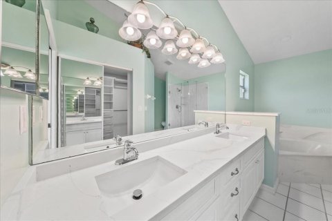Villa ou maison à vendre à Palm Bay, Floride: 3 chambres, 235.14 m2 № 2142011 - photo 22